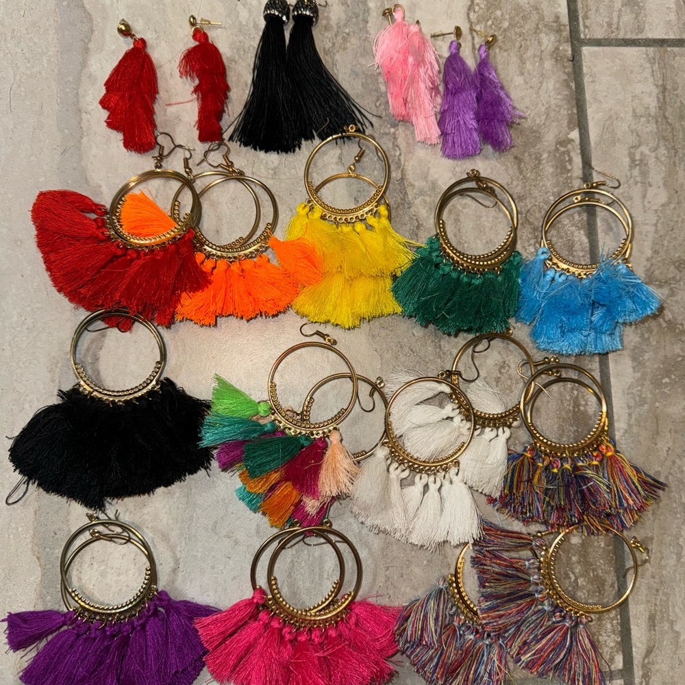 Earring Bundle - Picture 2 of 3